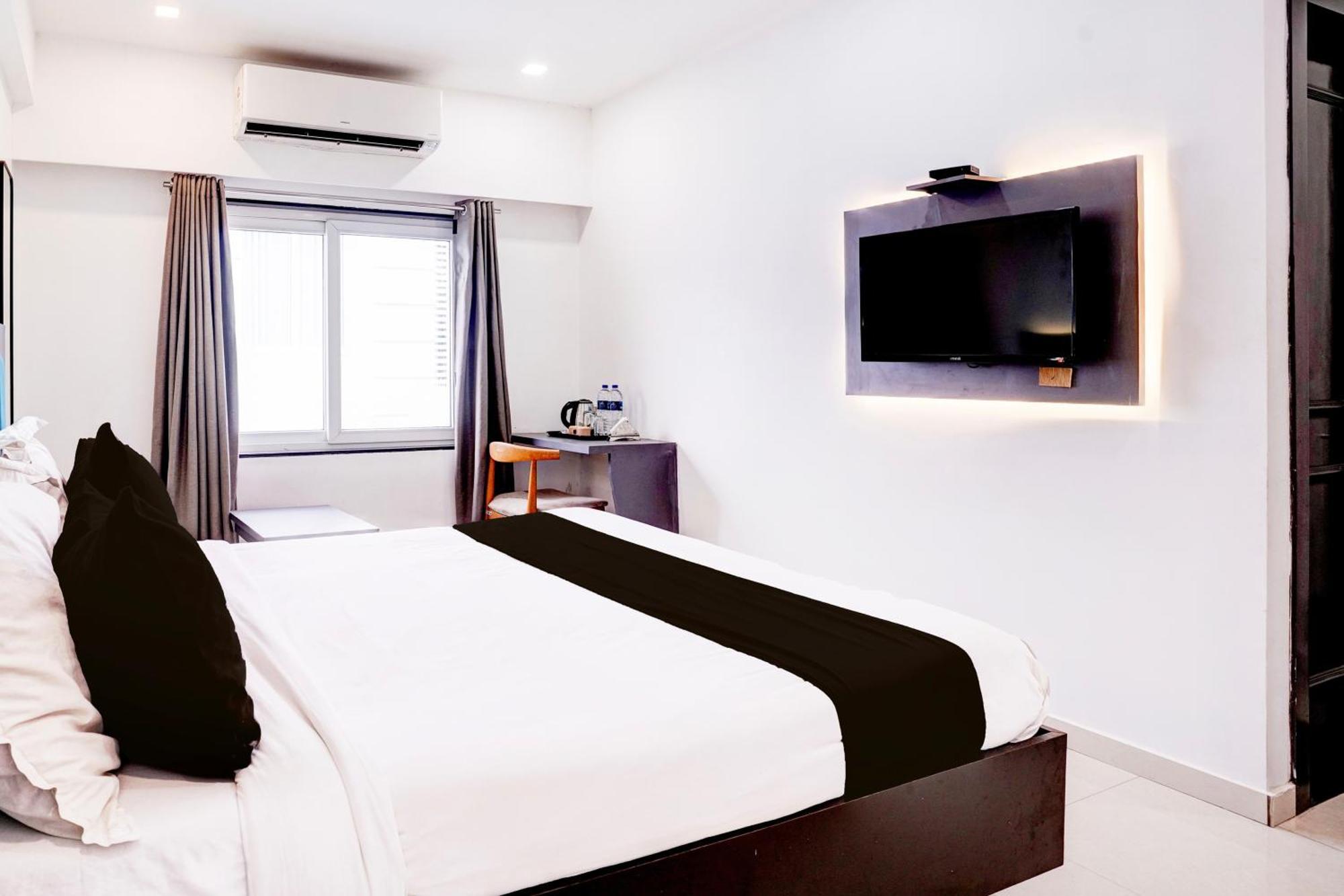 Townhouse Oak Kopar Khairane Navi Mumbai Formerly Ivy Hotel Exterior photo