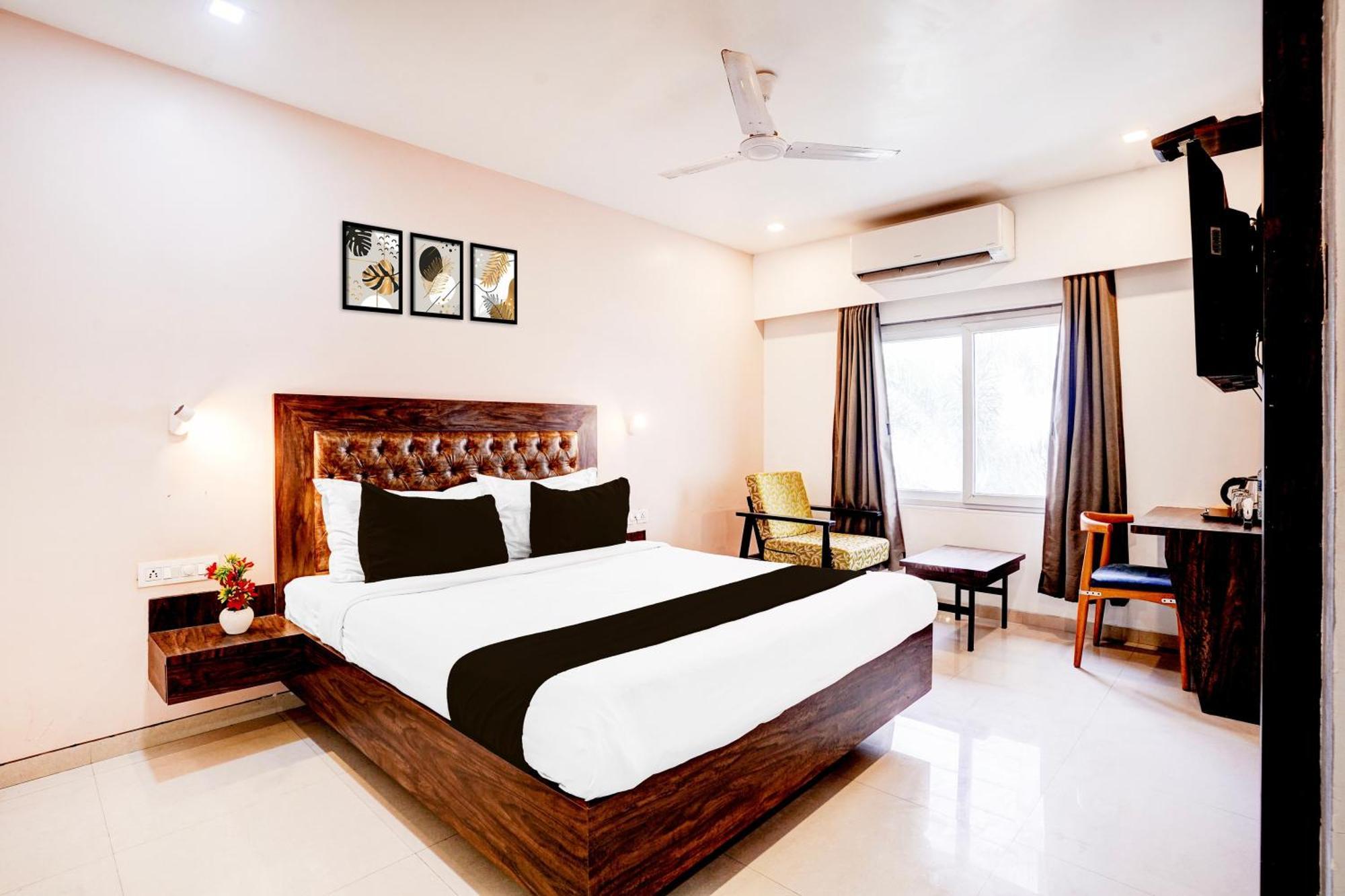 Townhouse Oak Kopar Khairane Navi Mumbai Formerly Ivy Hotel Exterior photo